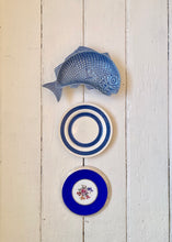 Load image into Gallery viewer, Bordallo Pinheiro blue fish dish
