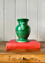 Load image into Gallery viewer, Green Dartmouth vase with twin handles
