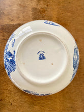 Load image into Gallery viewer, Blue and white Willow Pattern medium sized bowl
