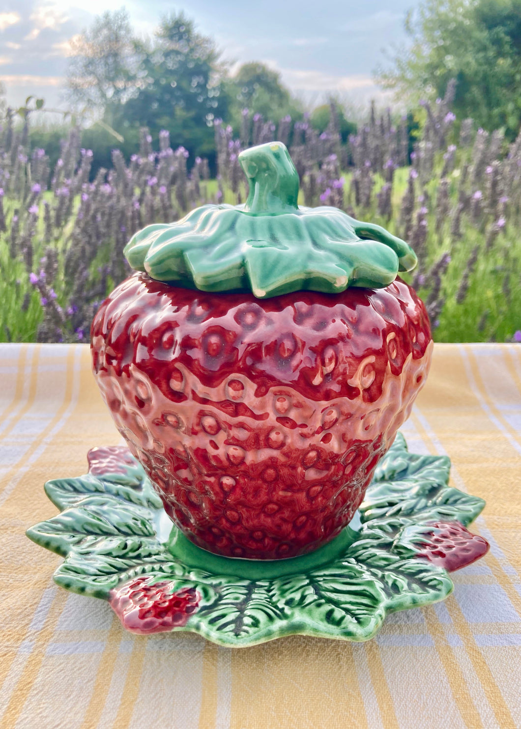 A rare large strawberry pot with lid and plate by Bordallo Pinheiro