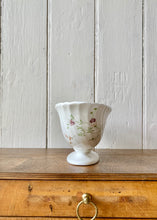 Load image into Gallery viewer, Wedgwood Campion pattern white fluted mantle vase
