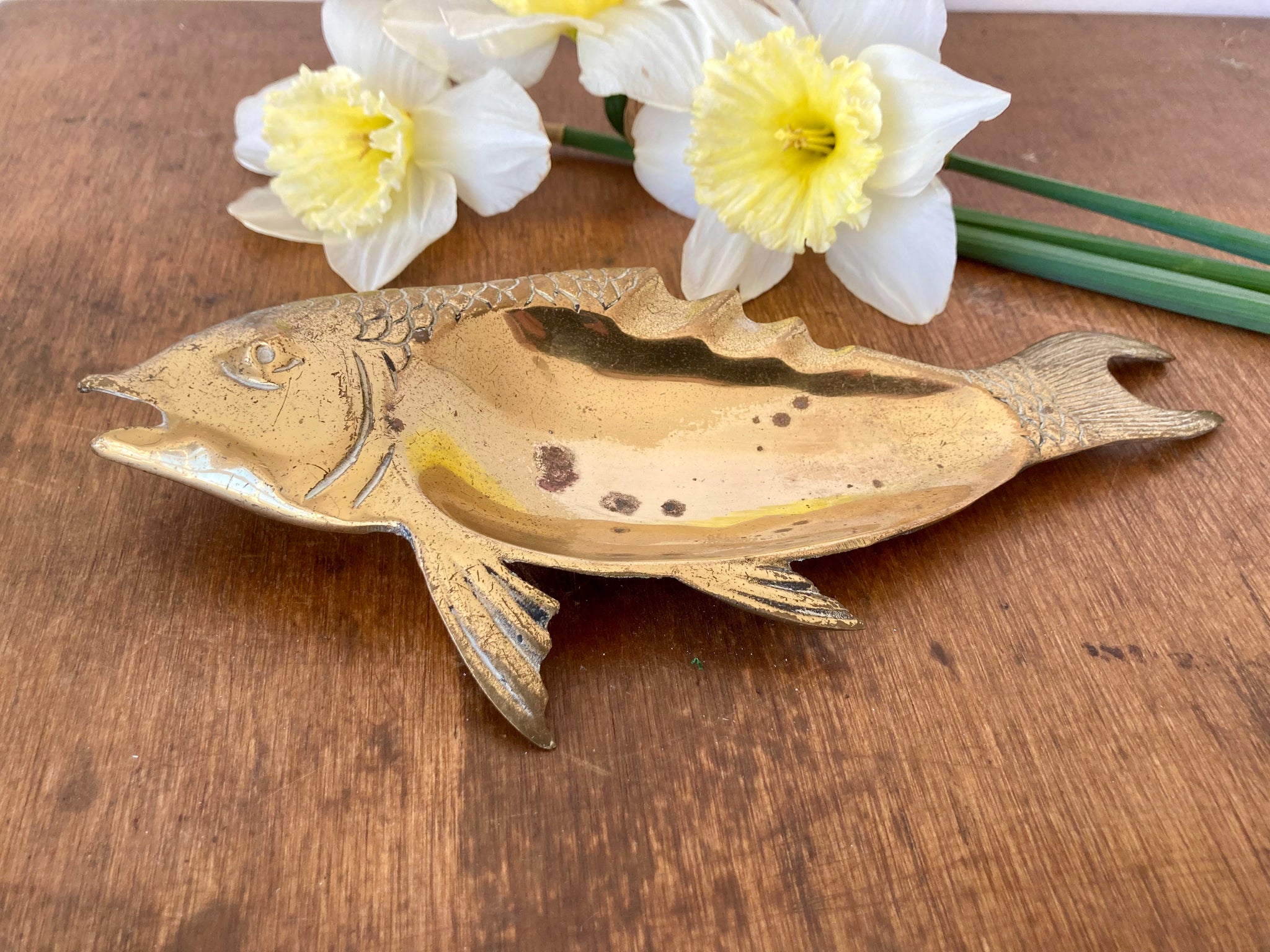 Fish shaped dish best sale