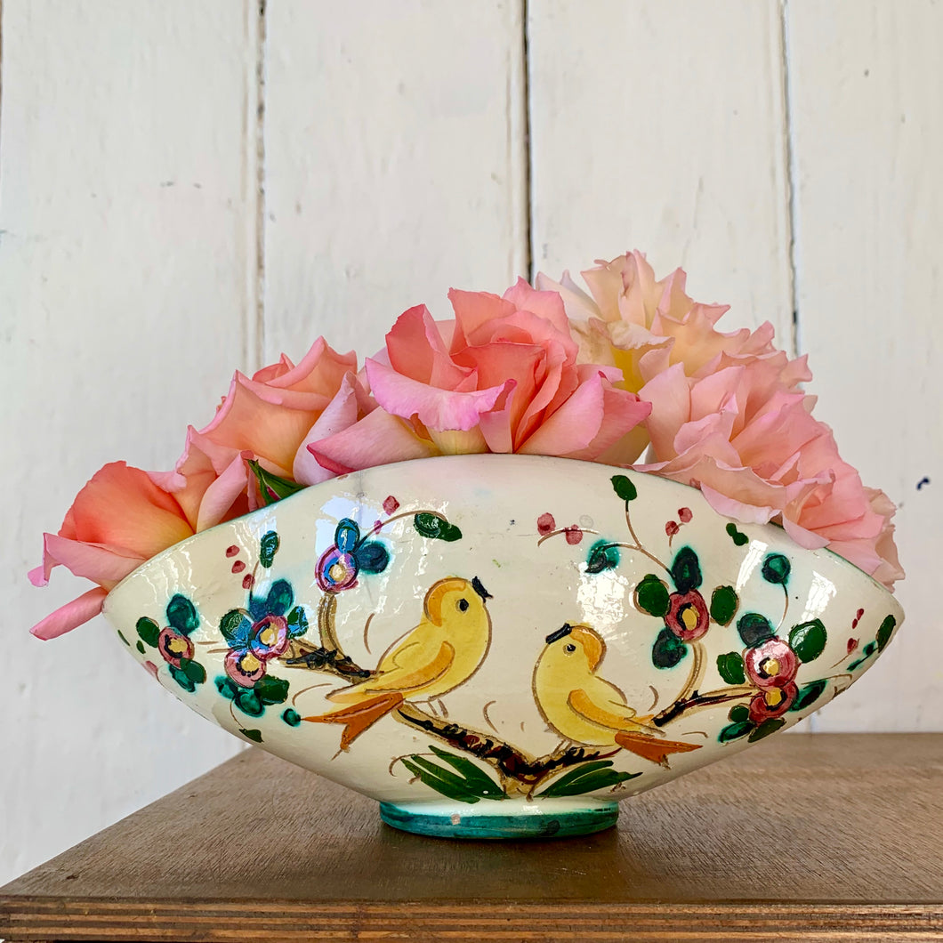 Italian pottery mantle vase featuring a pair of songbirds